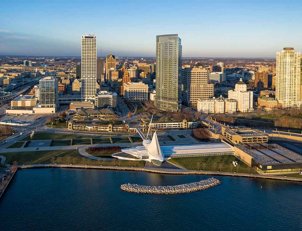 milwaukee skyline