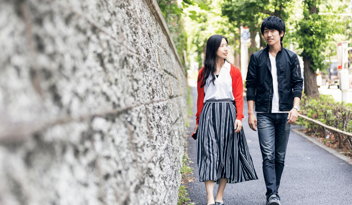 If You Want a Date With Almost No Pressure: Go for a Walk